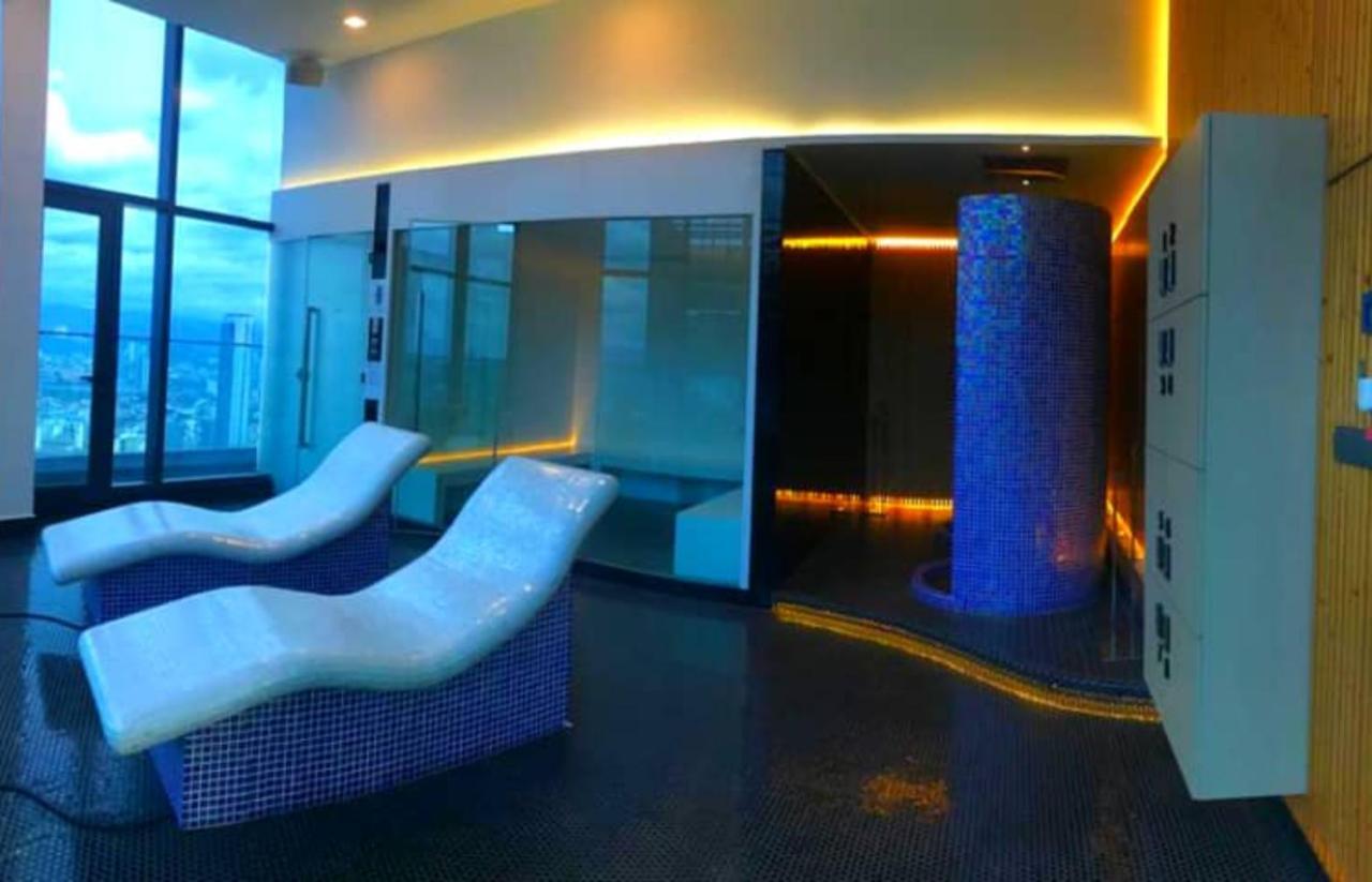 Star Luxury Suites Klcc Куала Лумпур Екстериор снимка