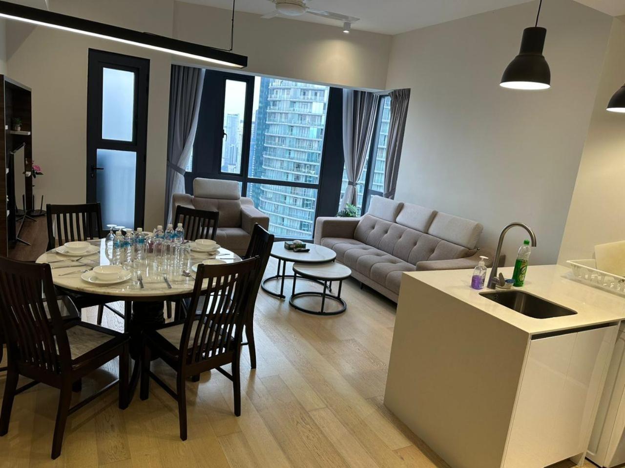 Star Luxury Suites Klcc Куала Лумпур Екстериор снимка