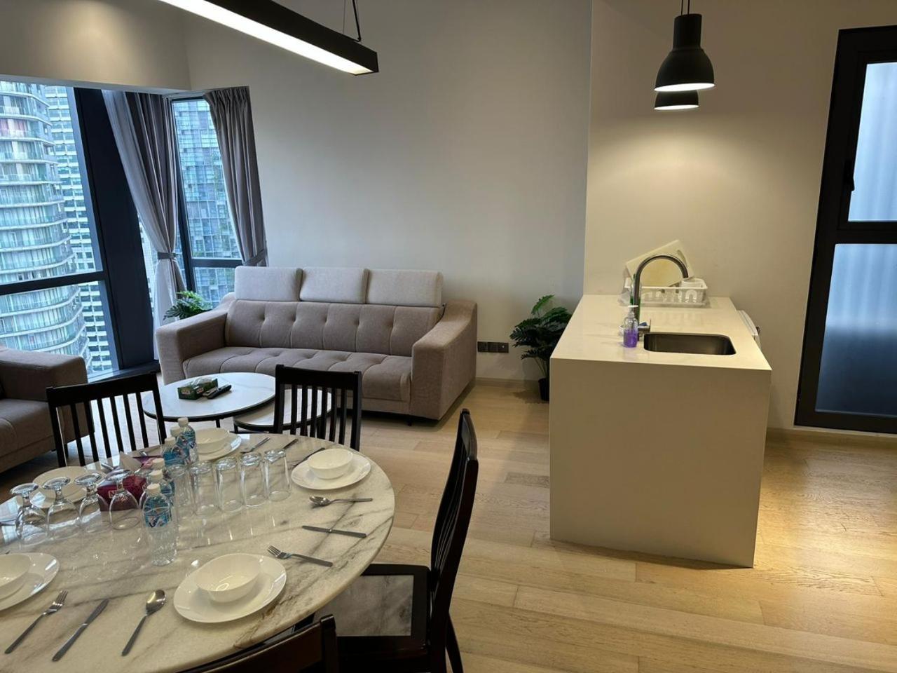 Star Luxury Suites Klcc Куала Лумпур Екстериор снимка