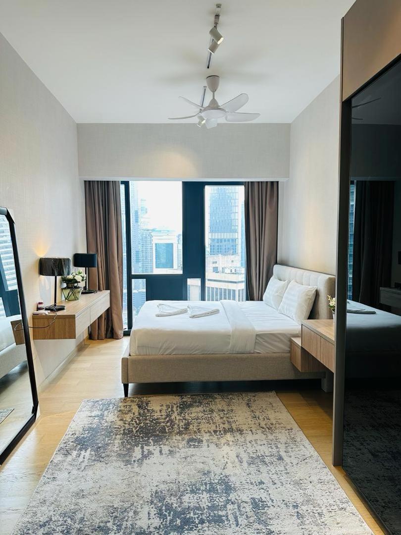 Star Luxury Suites Klcc Куала Лумпур Екстериор снимка